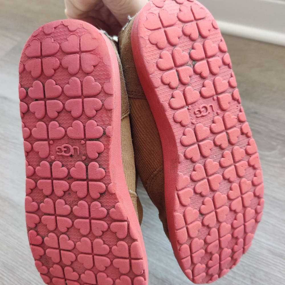 UGG boot - Picture 4 of 4
